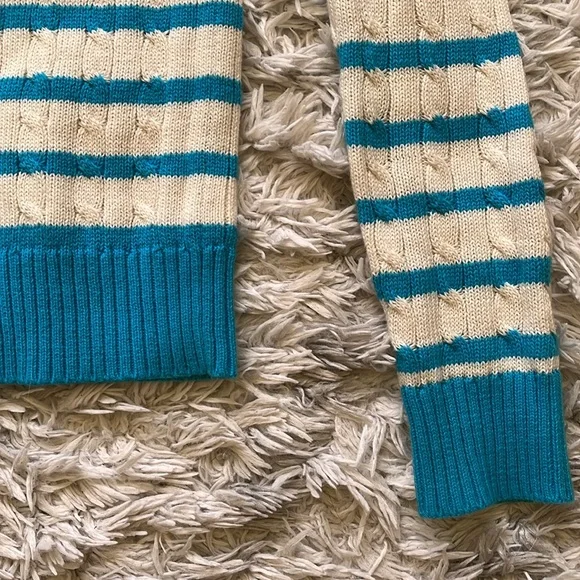 Cable knit sweater - Picture 3 of 6